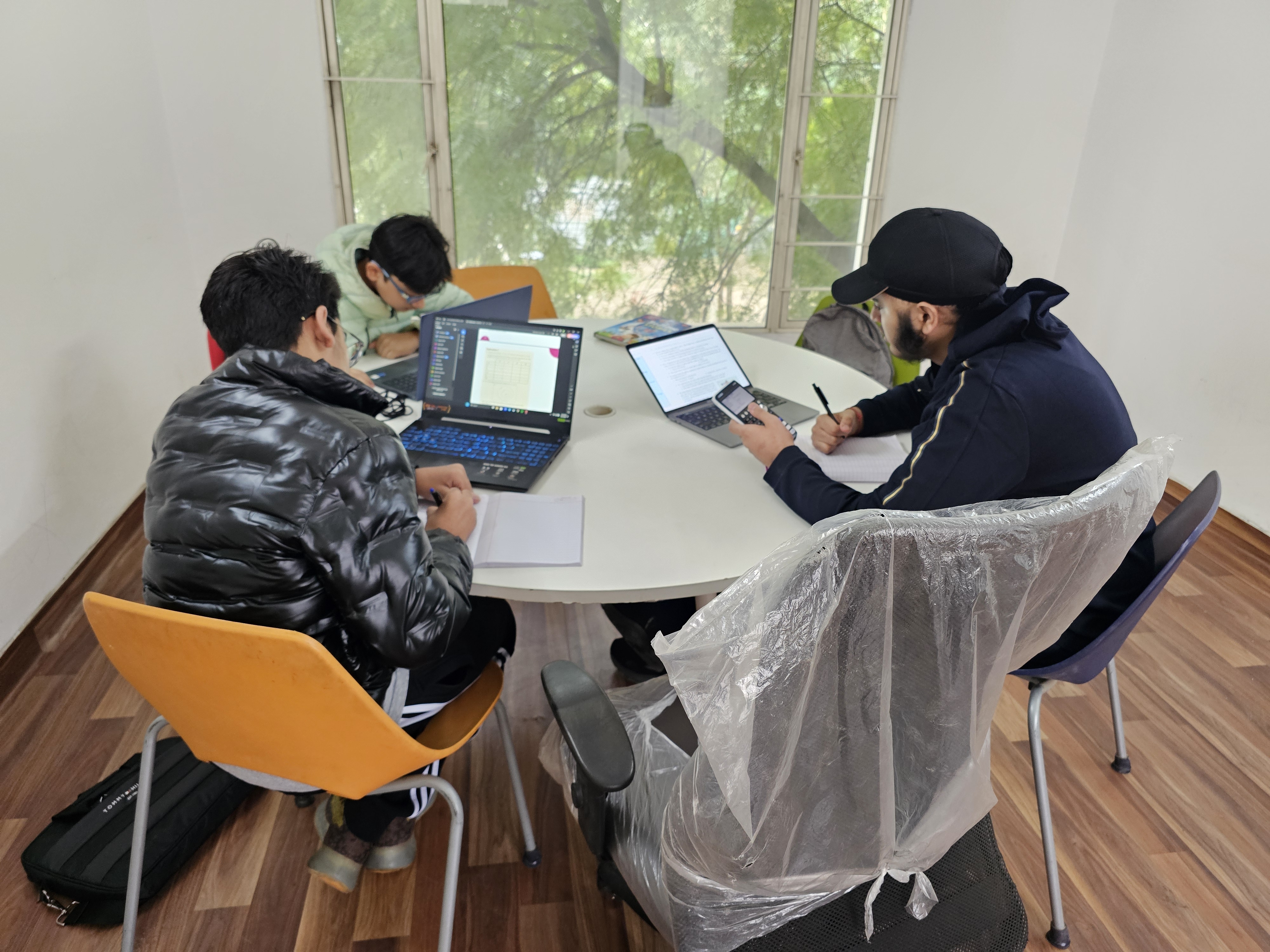 Interactive learning session at IB Mathience Academy